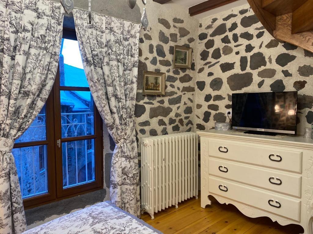 L'Escale De Camille Hotel Murat  Luaran gambar