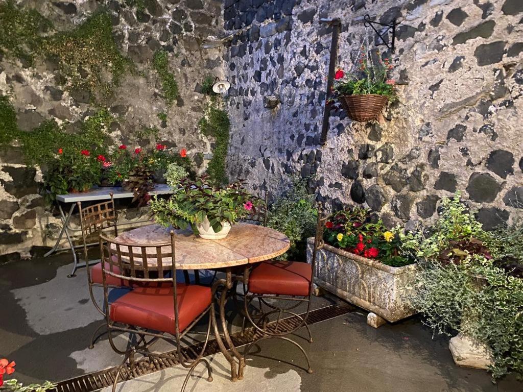 L'Escale De Camille Hotel Murat  Luaran gambar
